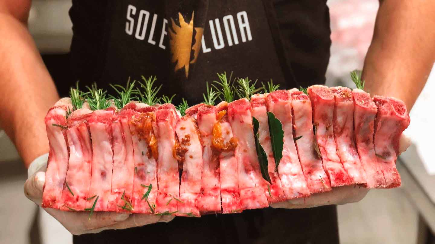 Costine di carne pronte a cuocere Solelunawinebar